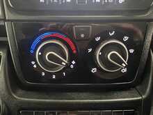 Peugeot Boxer 2.2 BlueHDi 335 Professional Panel Van 5dr Diesel Manual L3 H3 Euro 6 (s/s) (140 ps) - U3620
