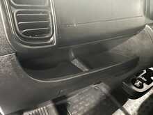 Peugeot Boxer 2.2 BlueHDi 335 Professional Panel Van 5dr Diesel Manual L3 H3 Euro 6 (s/s) (140 ps) - U3620