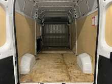 Peugeot Boxer 2.2 BlueHDi 335 Professional Panel Van 5dr Diesel Manual L3 H3 Euro 6 (s/s) (140 ps) - U3620