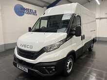Iveco Daily 2.3D HPI 14V 35S 3520 Panel Van 5dr Diesel HiMatic MWB H2 Euro 6 (s/s) (136 ps) - U3621