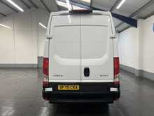 Iveco Daily 2.3D HPI 14V 35S 3520 Panel Van 5dr Diesel HiMatic MWB H2 Euro 6 (s/s) (136 ps) - U3621