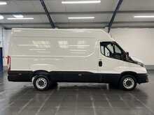 Iveco Daily 2.3D HPI 14V 35S 3520 Panel Van 5dr Diesel HiMatic MWB H2 Euro 6 (s/s) (136 ps) - U3621