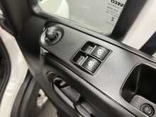 Iveco Daily 2.3D HPI 14V 35S 3520 Panel Van 5dr Diesel HiMatic MWB H2 Euro 6 (s/s) (136 ps) - U3621