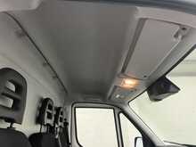 Iveco Daily 2.3D HPI 14V 35S 3520 Panel Van 5dr Diesel HiMatic MWB H2 Euro 6 (s/s) (136 ps) - U3621