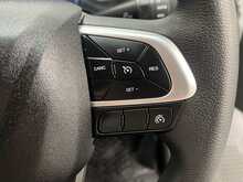 Iveco Daily 2.3D HPI 14V 35S 3520 Panel Van 5dr Diesel HiMatic MWB H2 Euro 6 (s/s) (136 ps) - U3621