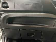 Iveco Daily 2.3D HPI 14V 35S 3520 Panel Van 5dr Diesel HiMatic MWB H2 Euro 6 (s/s) (136 ps) - U3621