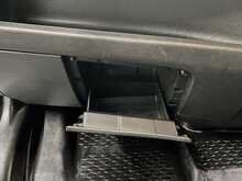 Iveco Daily 2.3D HPI 14V 35S 3520 Panel Van 5dr Diesel HiMatic MWB H2 Euro 6 (s/s) (136 ps) - U3621
