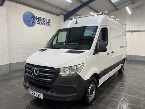 Mercedes-Benz Sprinter 2.0 317 CDI Premium Panel Van 5dr Diesel Automatic RWD L2 H2 Euro 6 (s/s) (170 ps) 2.0 5dr Panel Van Automatic Diesel