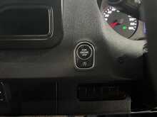 Mercedes-Benz Sprinter 2.0 315 CDI Progressive Panel Van 5dr Diesel Manual RWD L2 H2 Euro 6 (s/s) (150 ps) - U3624