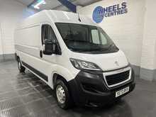 Peugeot Boxer 2.2 BlueHDi 335 Professional Premium + Panel Van 5dr Diesel Manual L3 H2 Euro 6 (s/s) (140 ps) - U3630