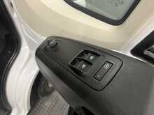 Peugeot Boxer 2.2 BlueHDi 335 Professional Premium + Panel Van 5dr Diesel Manual L3 H2 Euro 6 (s/s) (140 ps) - U3630
