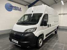 Peugeot Boxer 2.2 BlueHDi 335 Professional Panel Van 5dr Diesel Manual L3 H3 Euro 6 (s/s) (140 ps) - U3632