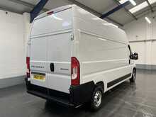 Peugeot Boxer 2.2 BlueHDi 335 Professional Panel Van 5dr Diesel Manual L3 H3 Euro 6 (s/s) (140 ps) - U3632