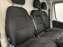 Peugeot Boxer 2.2 BlueHDi 335 Professional Panel Van 5dr Diesel Manual L3 H3 Euro 6 (s/s) (140 ps) - U3632