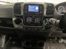 Peugeot Boxer 2.2 BlueHDi 335 Professional Panel Van 5dr Diesel Manual L3 H3 Euro 6 (s/s) (140 ps) - U3632