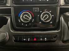 Peugeot Boxer 2.2 BlueHDi 335 Professional Panel Van 5dr Diesel Manual L3 H3 Euro 6 (s/s) (140 ps) - U3632