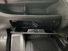 Peugeot Boxer 2.2 BlueHDi 335 Professional Panel Van 5dr Diesel Manual L3 H3 Euro 6 (s/s) (140 ps) - U3632