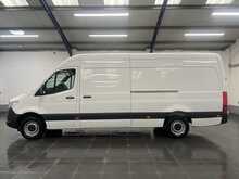 Mercedes-Benz Sprinter 2.0 315 CDI PRO Panel Van 5dr Diesel Manual RWD L3 H2 Euro 6 (s/s) (150 ps) - U3635