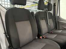 Ford Transit 2.0 350 EcoBlue HD Leader Chassis Cab 2dr Diesel Manual RWD L4 Euro 6 (s/s) (130 ps) - U3636