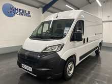 Peugeot Boxer 2.2 BlueHDi 435 Professional Panel Van 5dr Diesel Manual L3 H2 Euro 6 (s/s) (140 ps) - U3642