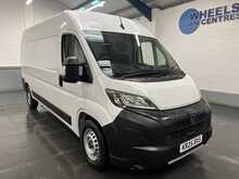 Peugeot Boxer 2.2 BlueHDi 435 Professional Panel Van 5dr Diesel Manual L3 H2 Euro 6 (s/s) (140 ps) - U3642