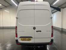 Mercedes-Benz Sprinter 2.0 317 CDI HD Progressive Panel Van 5dr Diesel Manual RWD L3 H2 Euro 6 (s/s) (170 ps) - U3646