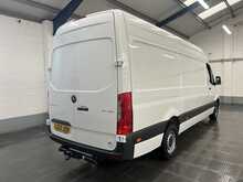 Mercedes-Benz Sprinter 2.0 317 CDI HD Progressive Panel Van 5dr Diesel Manual RWD L3 H2 Euro 6 (s/s) (170 ps) - U3646
