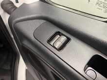 Mercedes-Benz Sprinter 2.0 317 CDI HD Progressive Panel Van 5dr Diesel Manual RWD L3 H2 Euro 6 (s/s) (170 ps) - U3646