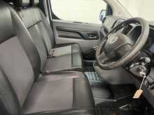 Vauxhall Vivaro 2.0 Turbo D 3100 Edition Panel Van 5dr Diesel Manual L2 H1 Euro 6 (s/s) (120 ps) - U3648
