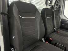 Iveco Daily 2.3D HPI 14V 35C 3450 Dropside 2dr Diesel Manual Euro 6 (s/s) (DRW) (136 ps) 2.3 2dr Dropside Manual - U3663