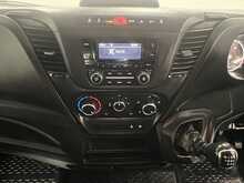 Iveco Daily 2.3D HPI 14V 35C 3450 Dropside 2dr Diesel Manual Euro 6 (s/s) (DRW) (136 ps) 2.3 2dr Dropside Manual - U3663