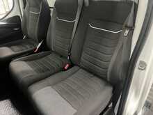Iveco Daily 2.3D HPI 14V 35C 3450 Dropside 2dr Diesel Manual Euro 6 (s/s) (DRW) (136 ps) 2.3 2dr Dropside Manual - U3663