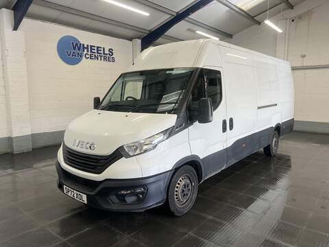 Iveco Daily 2.3D HPI 14V 35S 3520 Panel Van 5dr Diesel HiMatic MWB H2 Euro 6 (s/s) (136 ps)