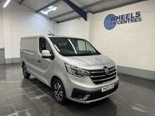 Renault Trafic 2.0 dCi Blue SL28 Sport+ Panel Van 5dr Diesel EDC L1 H1 Euro 6 (s/s) (170 ps) - U3665