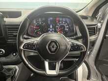 Renault Trafic 2.0 dCi Blue SL28 Sport+ Panel Van 5dr Diesel EDC L1 H1 Euro 6 (s/s) (170 ps) - U3665