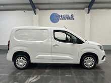 Vauxhall Combo 1.5 Turbo D 2300 Pro Panel Van 5dr Diesel Manual L1 H1 Euro 6 (s/s) (100 ps) - U3672