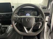 Vauxhall Combo 1.5 Turbo D 2300 Pro Panel Van 5dr Diesel Manual L1 H1 Euro 6 (s/s) (100 ps) - U3672