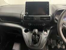 Vauxhall Combo 1.5 Turbo D 2300 Pro Panel Van 5dr Diesel Manual L1 H1 Euro 6 (s/s) (100 ps) - U3672