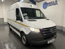 Mercedes-Benz Sprinter 2.0 315 CDI Progressive Panel Van 5dr Diesel Manual RWD L2 H2 Euro 6 (s/s) (150 ps) - U3682
