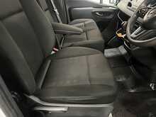 Mercedes-Benz Sprinter 2.0 315 CDI Progressive Panel Van 5dr Diesel Manual RWD L2 H2 Euro 6 (s/s) (150 ps) - U3682