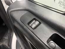Mercedes-Benz Sprinter 2.0 315 CDI Progressive Panel Van 5dr Diesel Manual RWD L2 H2 Euro 6 (s/s) (150 ps) - U3682