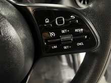 Mercedes-Benz Sprinter 2.0 315 CDI Progressive Panel Van 5dr Diesel Manual RWD L2 H2 Euro 6 (s/s) (150 ps) - U3682