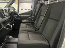 Mercedes-Benz Sprinter 2.0 315 CDI Progressive Panel Van 5dr Diesel Manual RWD L2 H2 Euro 6 (s/s) (150 ps) - U3682