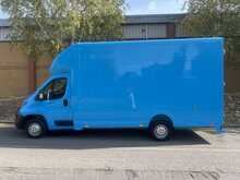 Peugeot Boxer 2.2 BlueHDi 335 Professional Premium + Platform Cab 2dr Diesel Manual L3 Euro 6 (s/s) (140 ps) - U3686