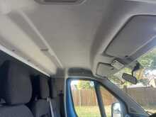 Peugeot Boxer 2.2 BlueHDi 335 Professional Premium + Platform Cab 2dr Diesel Manual L3 Euro 6 (s/s) (140 ps) - U3686