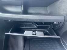 Peugeot Boxer 2.2 BlueHDi 335 Professional Premium + Platform Cab 2dr Diesel Manual L3 Euro 6 (s/s) (140 ps) - U3686