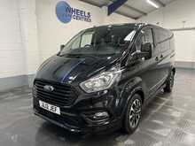 Ford Tourneo Custom 2.0 320 EcoBlue Sport Minibus Double Cab 5dr Diesel Manual L1 Euro 6 (s/s) (150 ps) - U3687