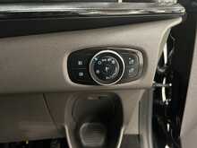 Ford Tourneo Custom 2.0 320 EcoBlue Sport Minibus Double Cab 5dr Diesel Manual L1 Euro 6 (s/s) (150 ps) - U3687