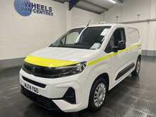 Vauxhall Combo 1.5 Turbo D 2300 Pro Panel Van 5dr Diesel Manual SWB Euro 6 (s/s) (100 ps) - U3688