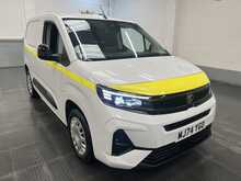 Vauxhall Combo 1.5 Turbo D 2300 Pro Panel Van 5dr Diesel Manual SWB Euro 6 (s/s) (100 ps) - U3688